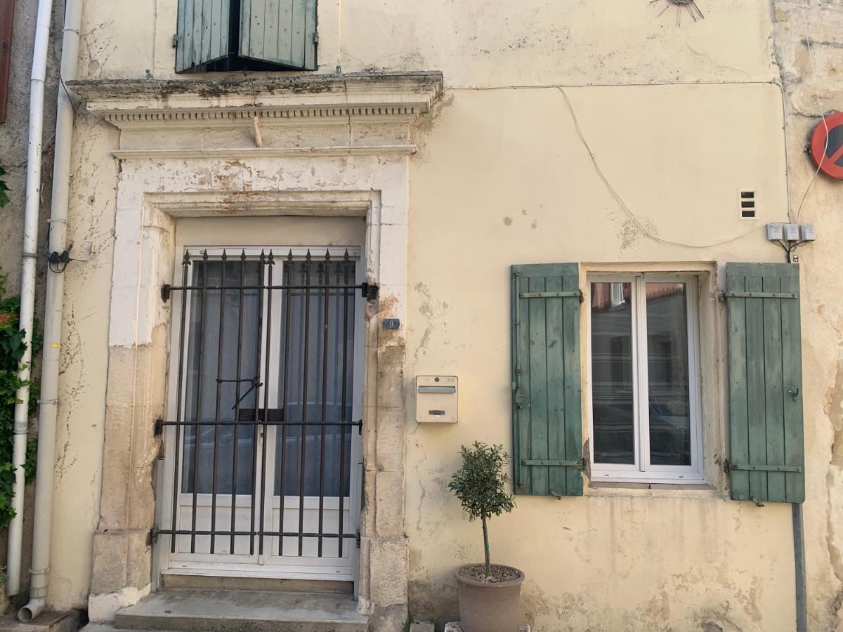 Maison De Village Provencal Vallabrègues Eksteriør billede